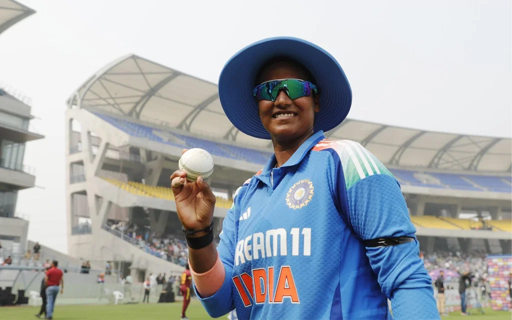 Deepti Sharma shares heartfelt message for young girls [Source: @CricCrayJohns/x.com]