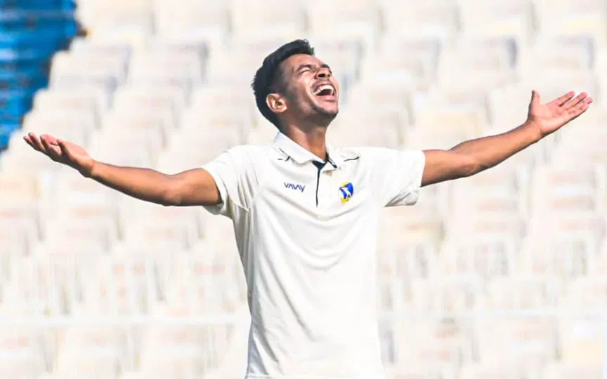 Ravi Kumar for Bengal. [Source - CAB]
