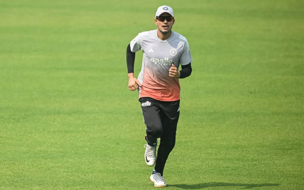 Shubman Gill after the injury (Source: AFP)