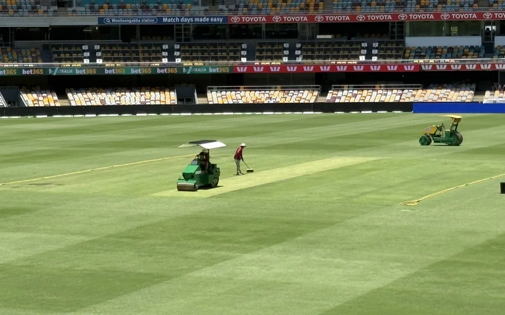 Pitch at the Gabba for 2nd Ashes Test [Source: @andymcg_cricket/X]