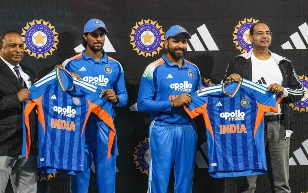 Rohit Sharma & Tilak Varma with India's new T20 World Cup jersey (Source: PTI)