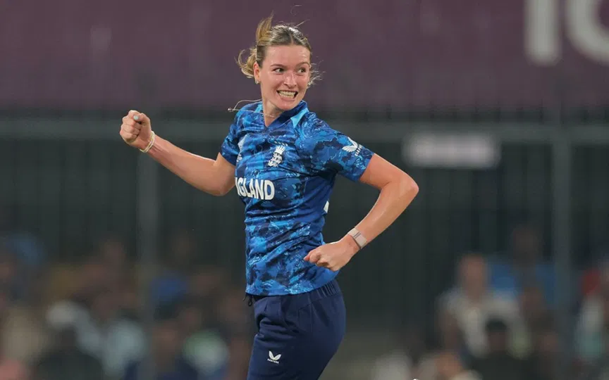 RCB's Lauren Bell included as ECB unveils ENG Women’s Central Contracts for 2025/26