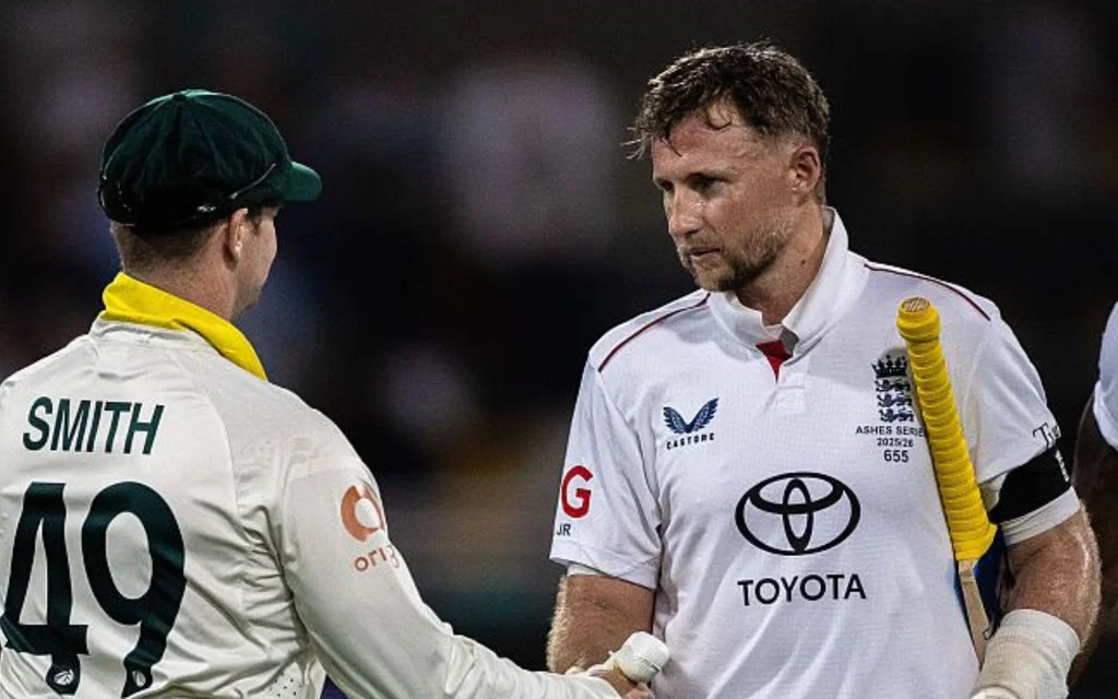 Joe Root shaking hands with Steve Smith [Source: @mufaddal_vohra/X.com]