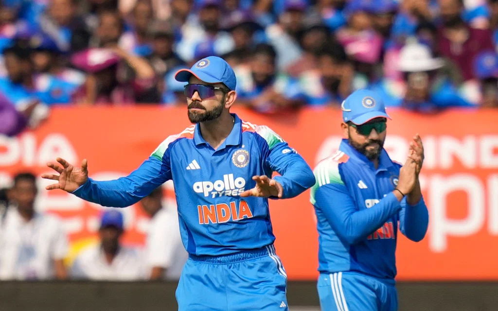 Virat Kohli and Rohit Sharma for India in 3rd ODI - (Source: PTI)