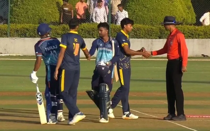 झारखंड ने पंजाब के खिलाफ 236 रनों का लक्ष्य हासिल कर लिया। [स्रोत - @cricmawa/X]