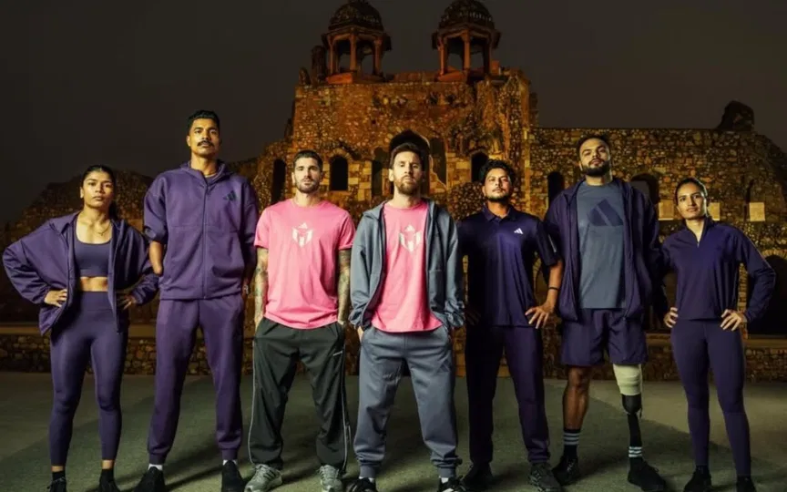 Kuldeep Yadav with Lionel Messi news