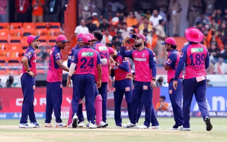 बीसीसीआई ने जयपुर में मेजबानी के अधिकार फिलहाल रोक दिए हैं। [स्रोत: @chinmayshah28/x.com]