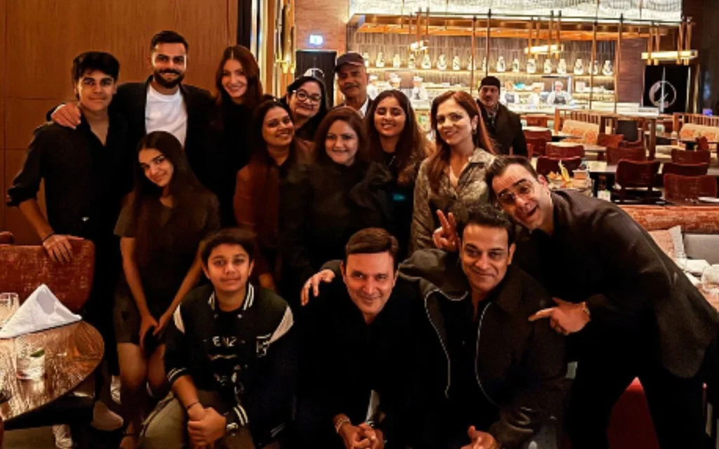 Virat Kohli in the picture with his family [Source: @bhawna_kohli_dhingra/Instagram]