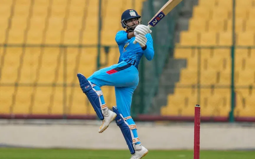Shreyas Iyer roars back to form on Vijay Hazare Trophy return with a blazing 83