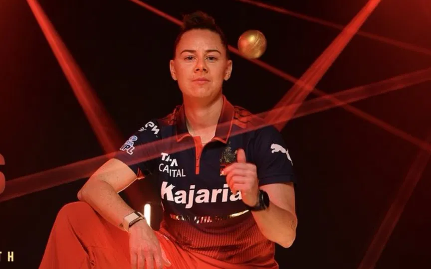 Linsey Smith RCB [Source: @Rcb_Xtra/X.com]