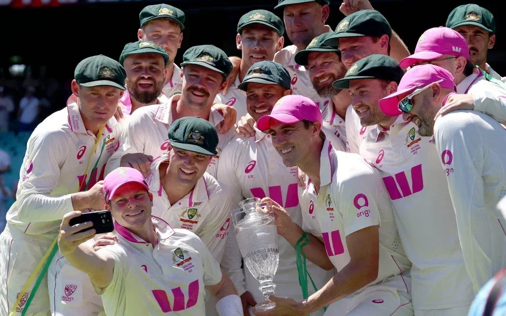 Australia Cricket team celebrating wicket [Source: AFP Photos]