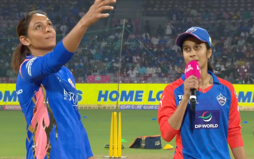 DC Vs MI toss update [Source: Screengrab/Hotstar]
