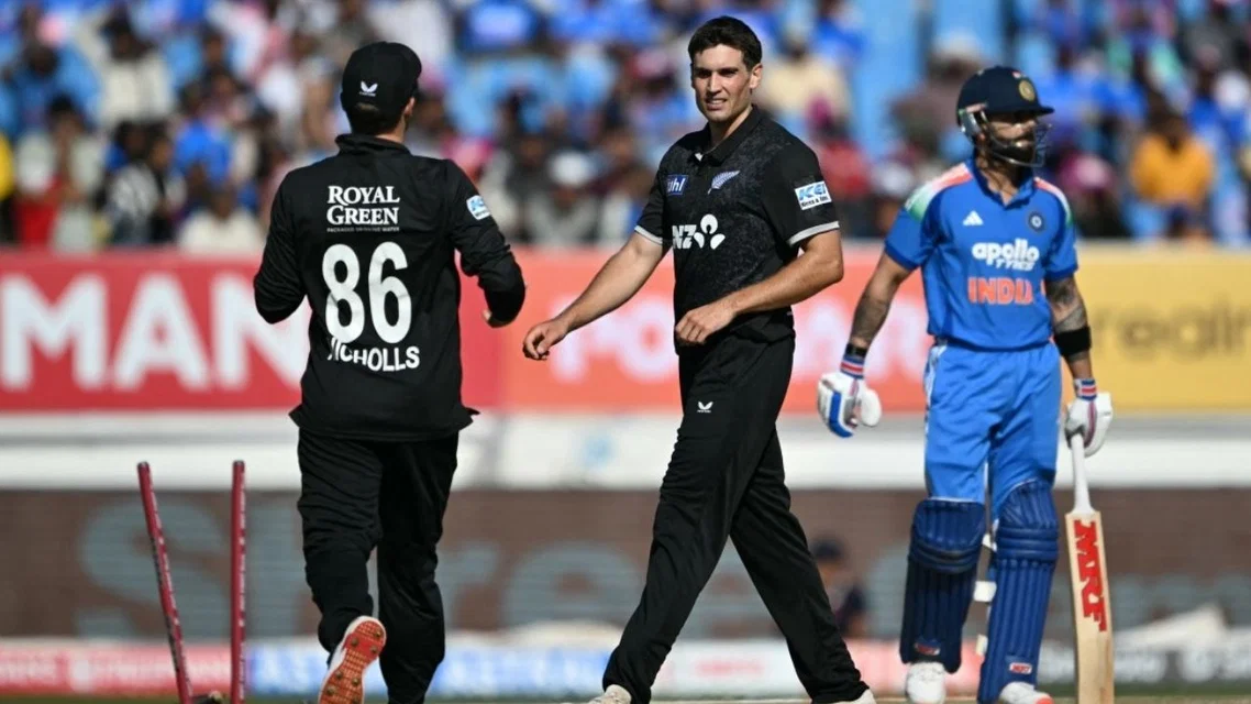 Kristian Clarke for New Zealand - (Source: AFP)