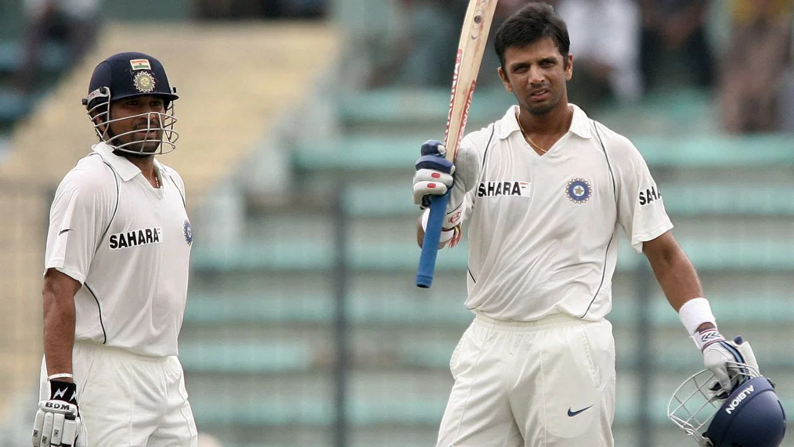 Sachin Tendulkar (L) and Rahul Dravid (R) (Source: AFP)&nbsp;