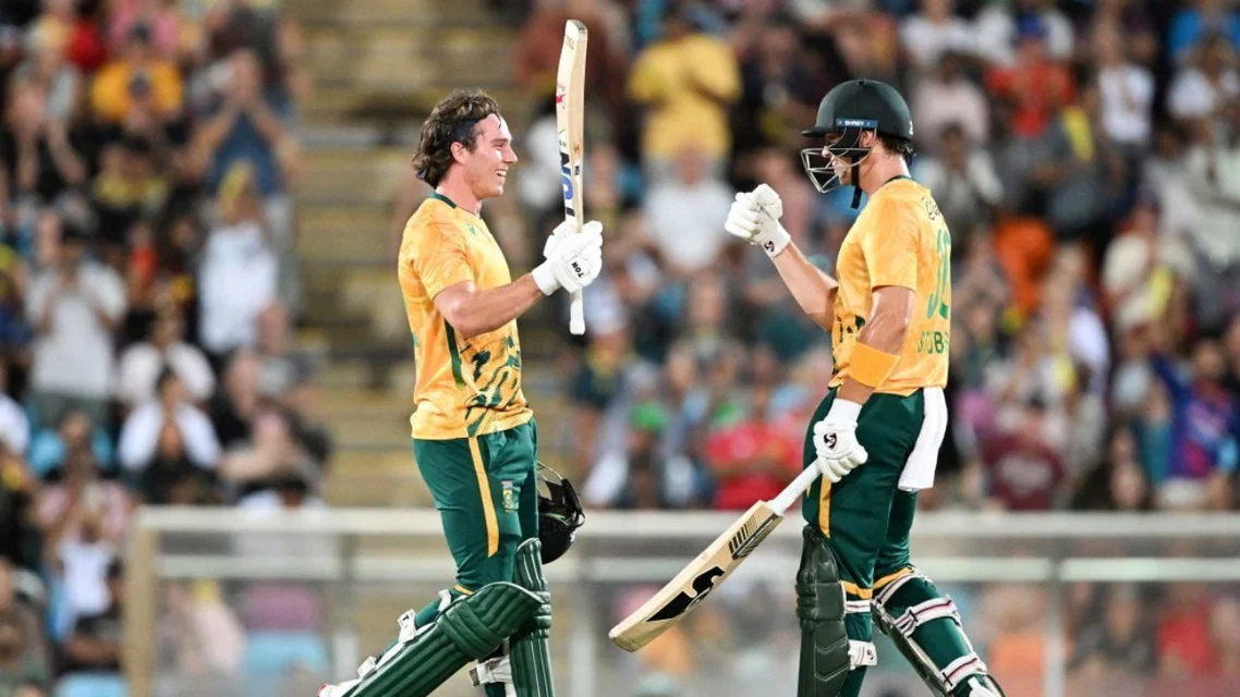 Tristan Stubbs and Dewald Brevis - (Source: AFP)