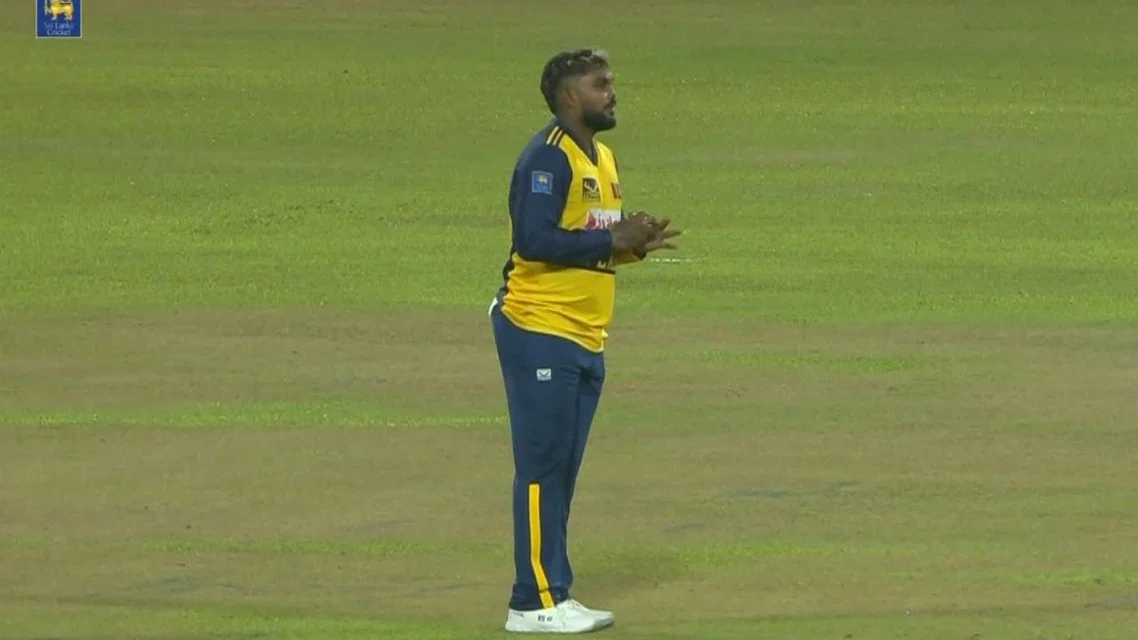 Wanindu Hasaranga [Source: @I_am_Harshit_17/x]