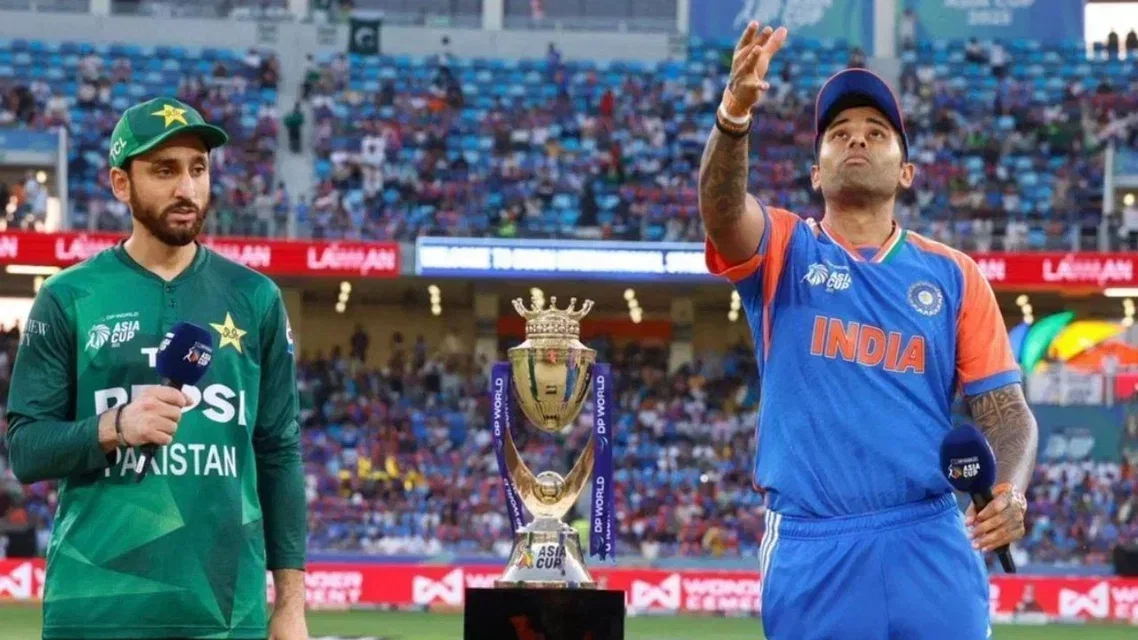 Agha Salman and Suryakumar Yadav [Source: @SpotOnEntertai1/x]