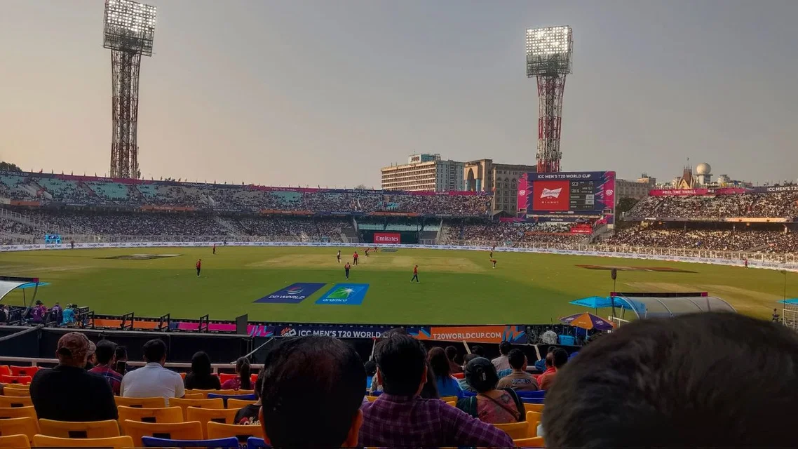 Eden Gardens weather and pitch report (Source: @lesleydbiswas/x.com)