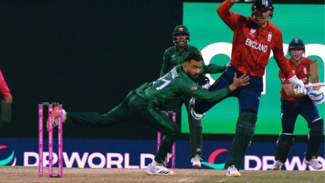 Mohammad Nawaz Tom Banton. Image Credits: X