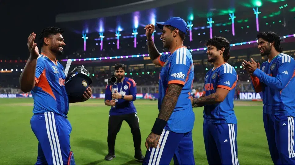 भारत ने वेस्ट इंडीज़ को 5 विकेट से हराया [X]