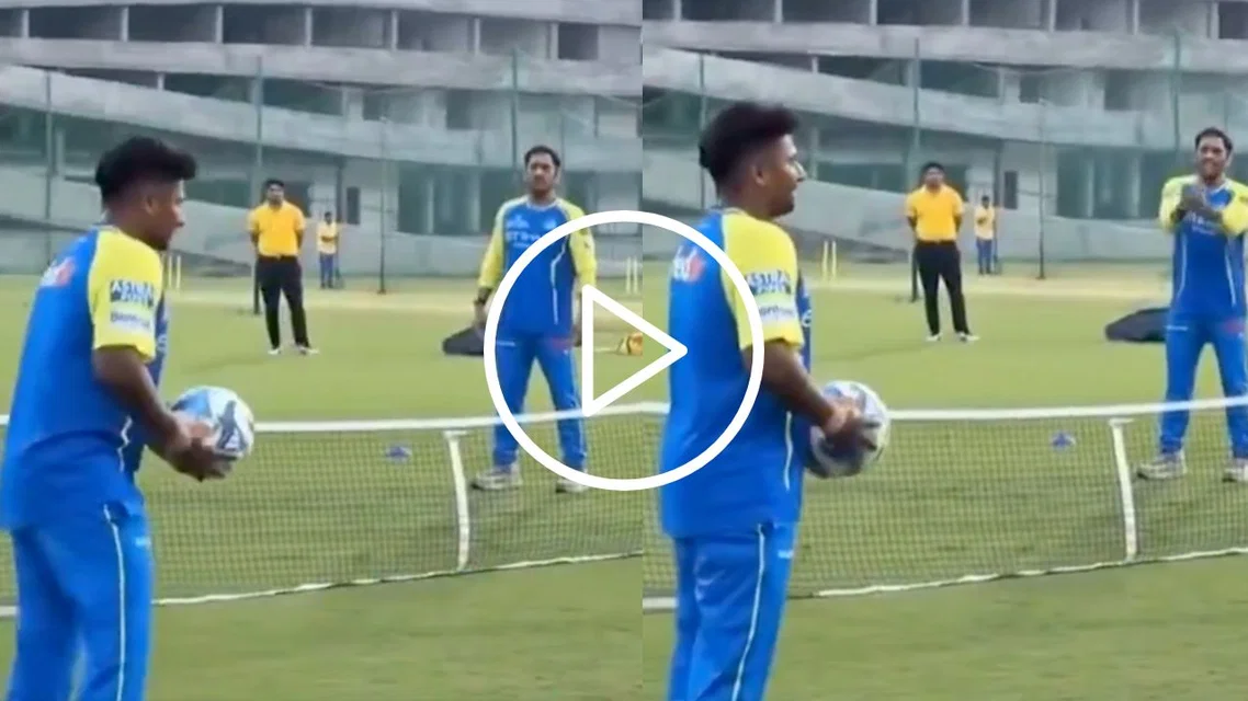 MS Dhoni's viral reaction (Source:X)