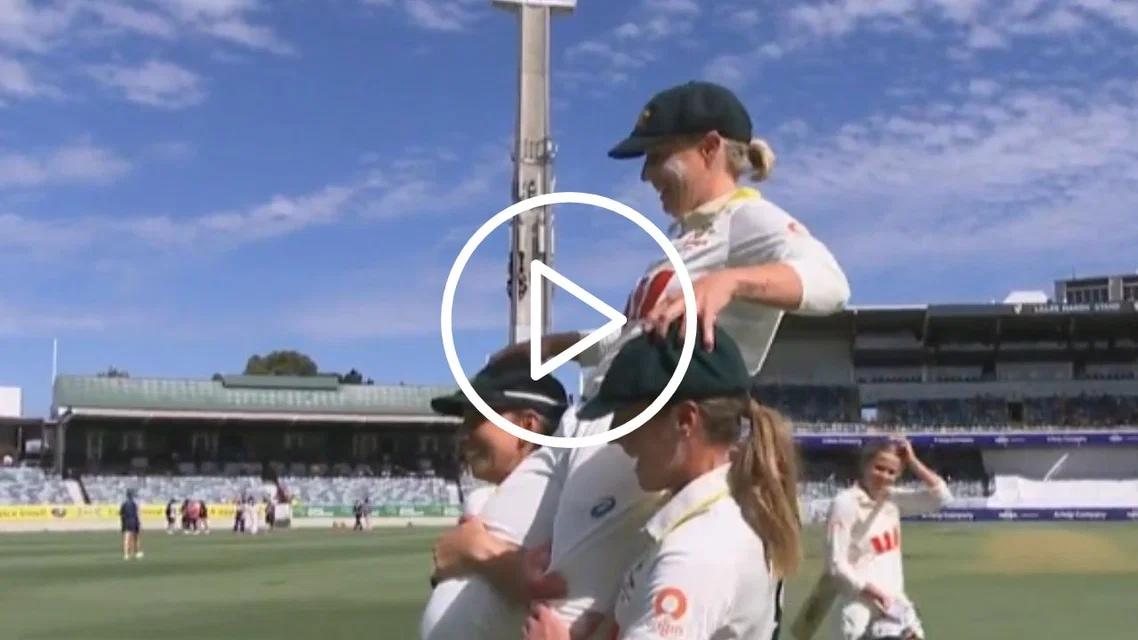 Ellyse Perry and Ashleigh Gardner lift Alyssa Healy on shoulders (Source: Screengrab/X)