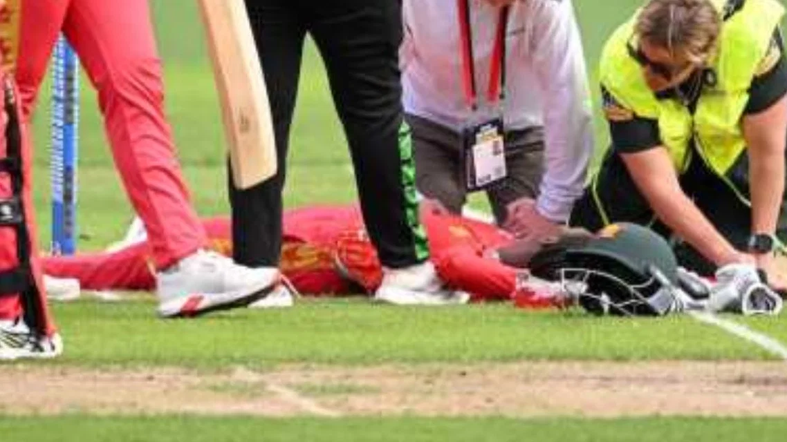 Zimbabwe batter collapses on pitch - (Source: X.com)