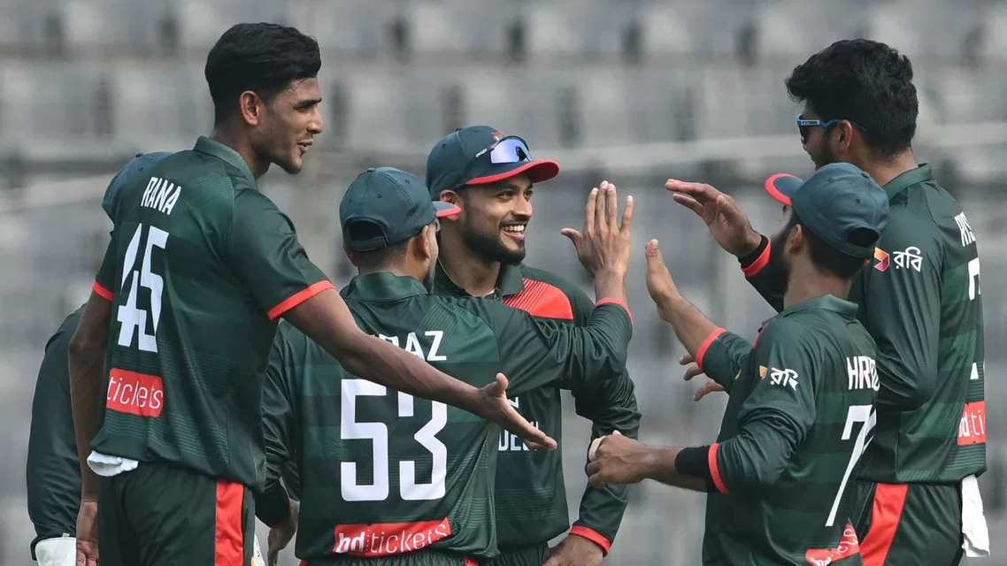 Nahid Rana triggered Pakistan's batting collapse [Source: AFP]