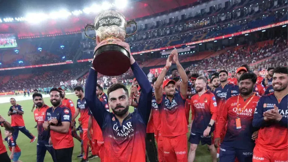 IPL 2026 से पहले RCB को मिला नया मालिक, मैनचेस्टर यूनाइटेड पीछे रह गई