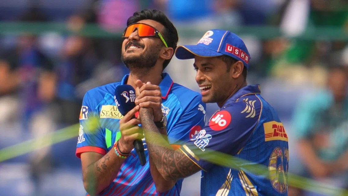 Delhi Capitals, Mumbai Indians, Axar Patel, Suryakumar Yadav. Image Credits: AP