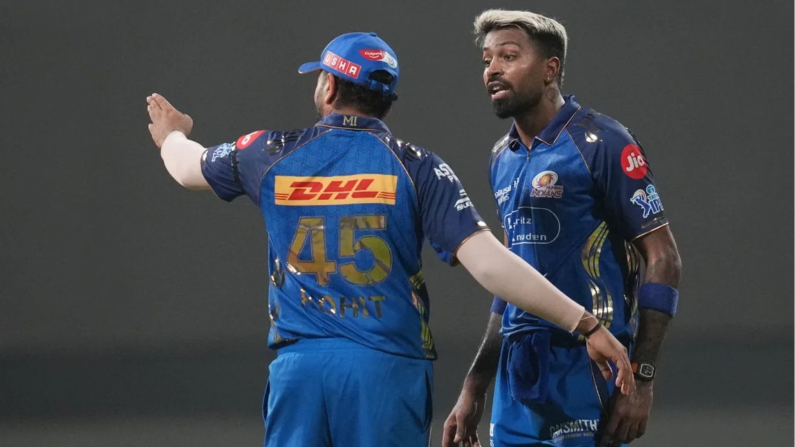 Hardik Pandya gives brutal MI dressing room talk (Source: AP)