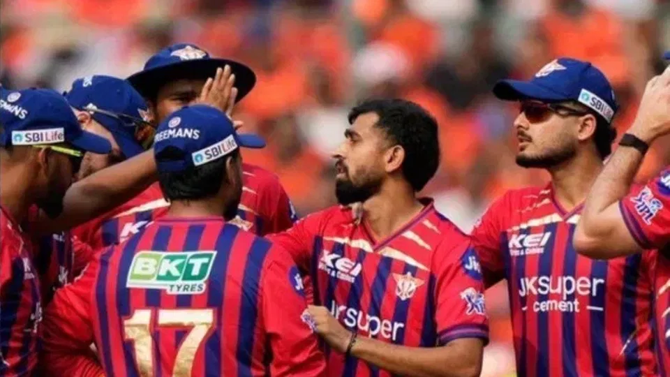 LSG का बड़ा प्लान! RCB के ख़िलाफ़ मैदान में उतारेंगे इन दो 'फुली फिट' गेंदबाज़ों को