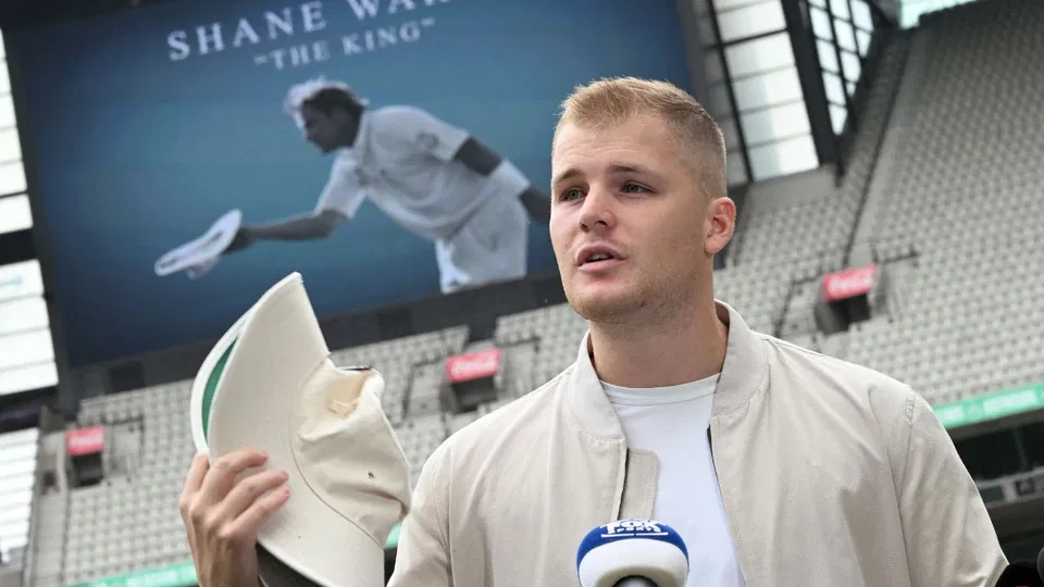 Shane Warne's son opens up on fathers death news