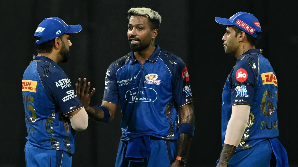 Hardik Pandya called to leave MI captaincy [Source: AFP]