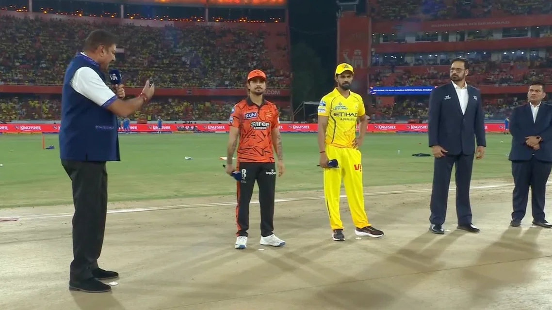 CSK set to bowl vs SRH [Source: Screengrab/JioHotstar]
