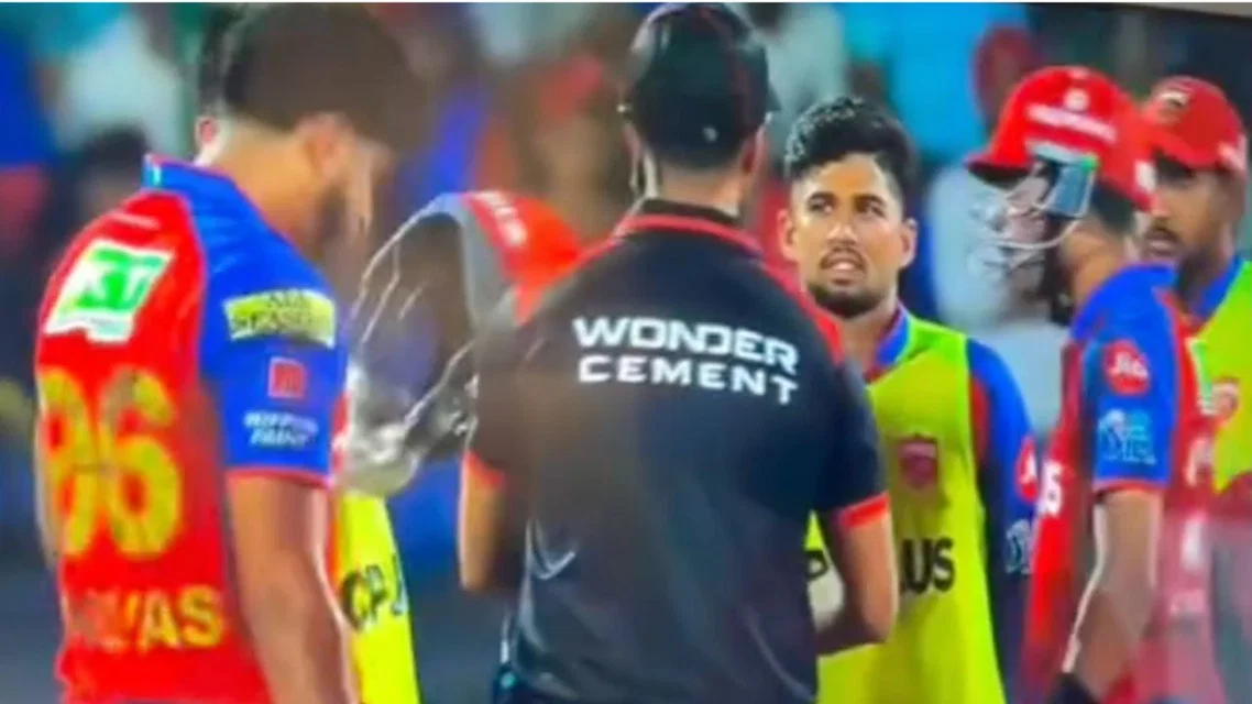 Shreyas Iyer Shashank Singh Fight. Image Credits: X