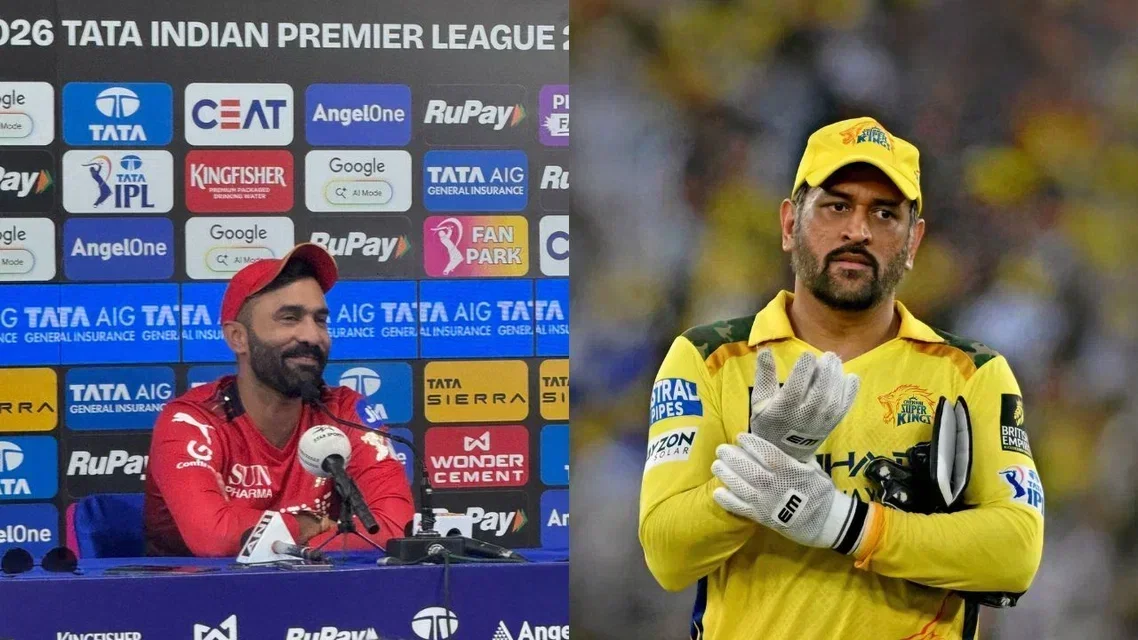 Dinesh Karthik MS Dhoni for RCB vs CSK. Image Credits: BCCI/AFP