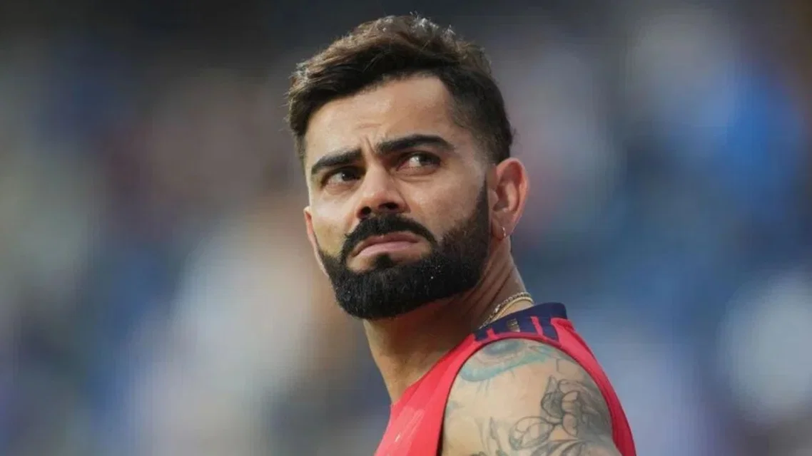 Virat Kohli in RCB jersey [Source: AFP]