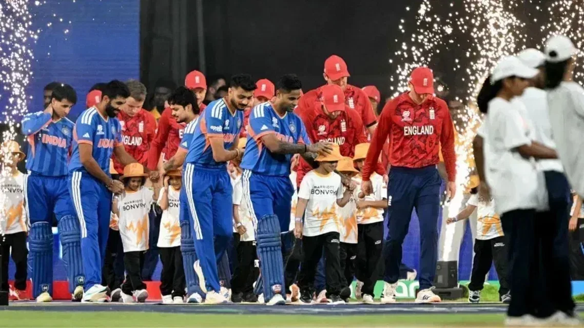 India and England - (Source: AFP)