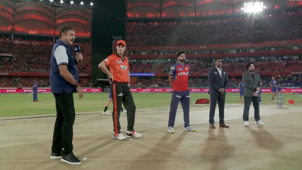 पंजाब किंग्स ने एसआरएच के खिलाफ पहले गेंदबाजी करने का फैसला किया [स्रोत: स्क्रीनशॉट/जियोहॉटस्टार]
