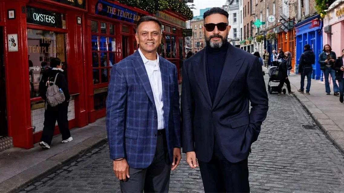 Rahul Dravid and Abhishek Bachchan (Source: Instagram.com/etplofficial)