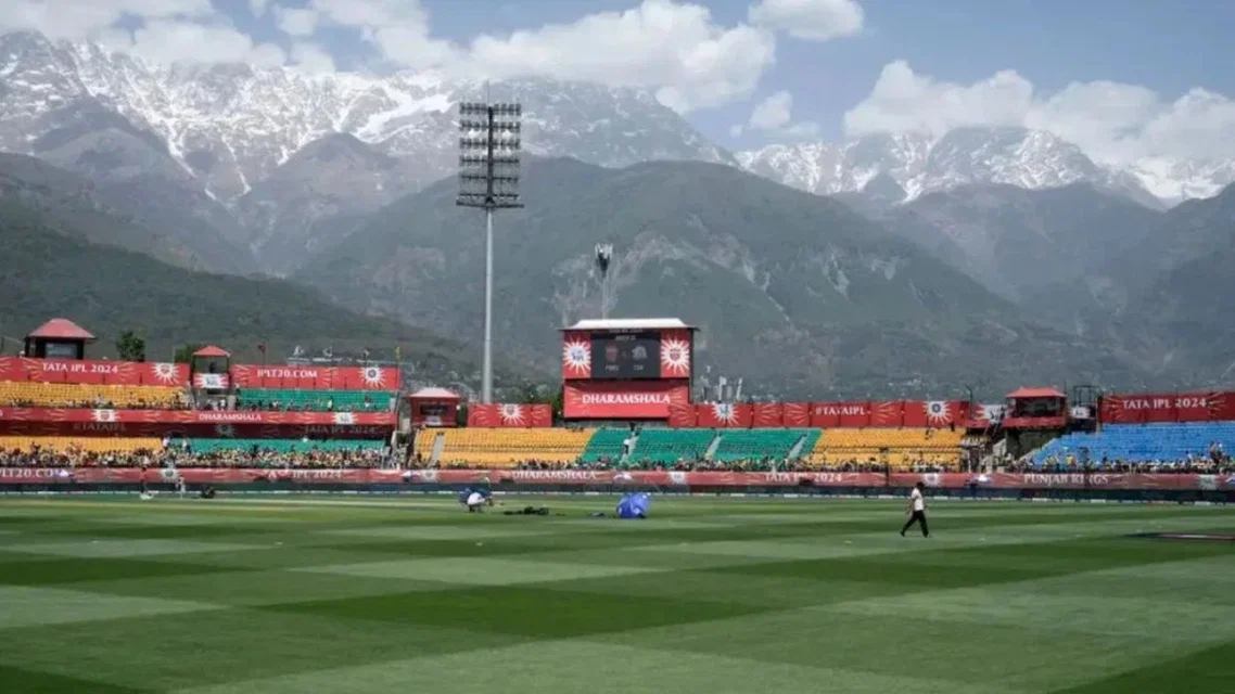RCB vs GT Weather and Pitch Report [Source: AP]