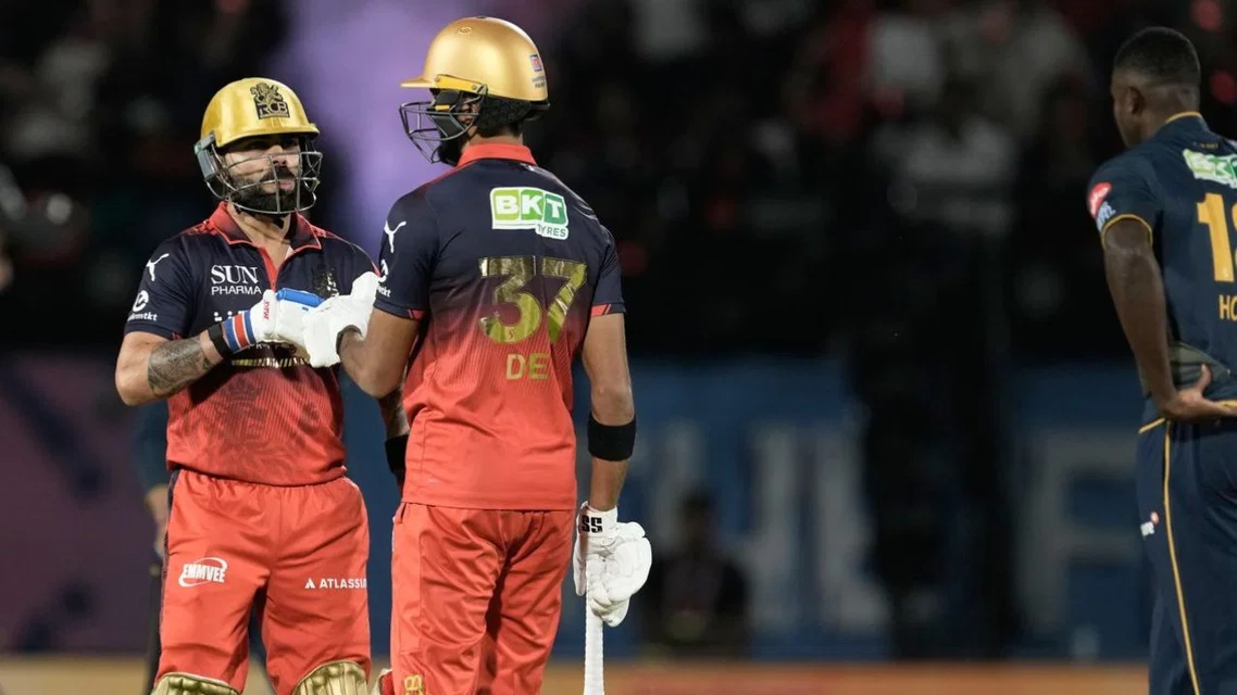 Virat Kohli and Devdutt Padikkal in action against Gujarat Titans [Source: AP]
