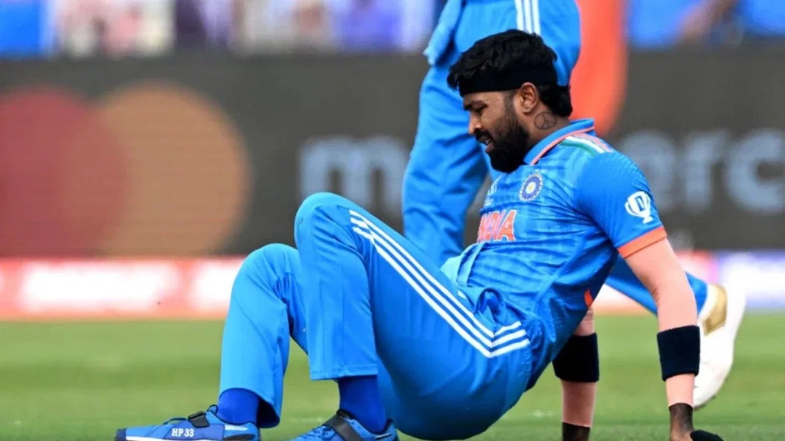 Hardik Pandya injured - (Source: AFP)