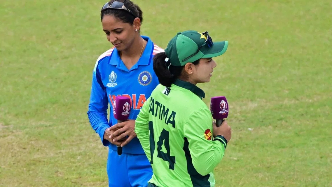 India, Pakistan captains didn't shake hands at toss [Source: AFP]