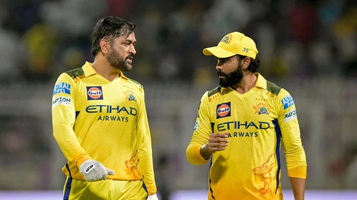 MS Dhoni and Ravindra Jadeja (Source: AFP)