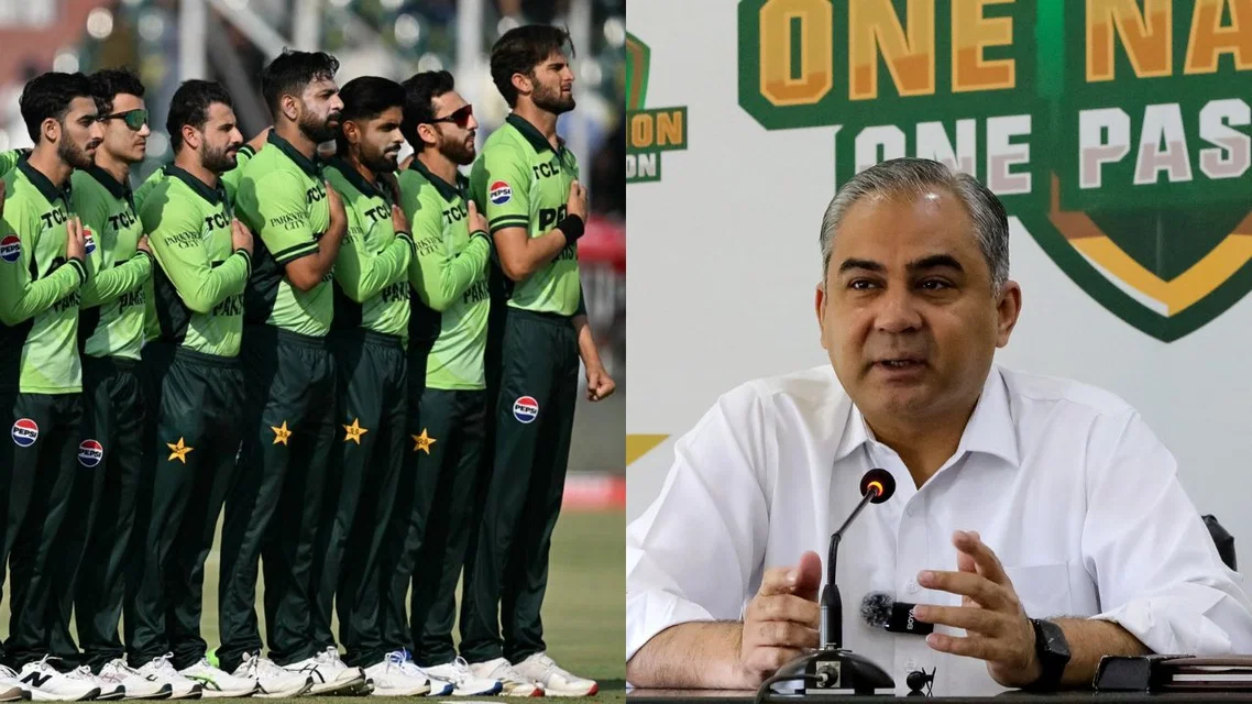 Pakistan Players & PCB Chief Mohsin Naqvi (R) (Source: AP Photos)