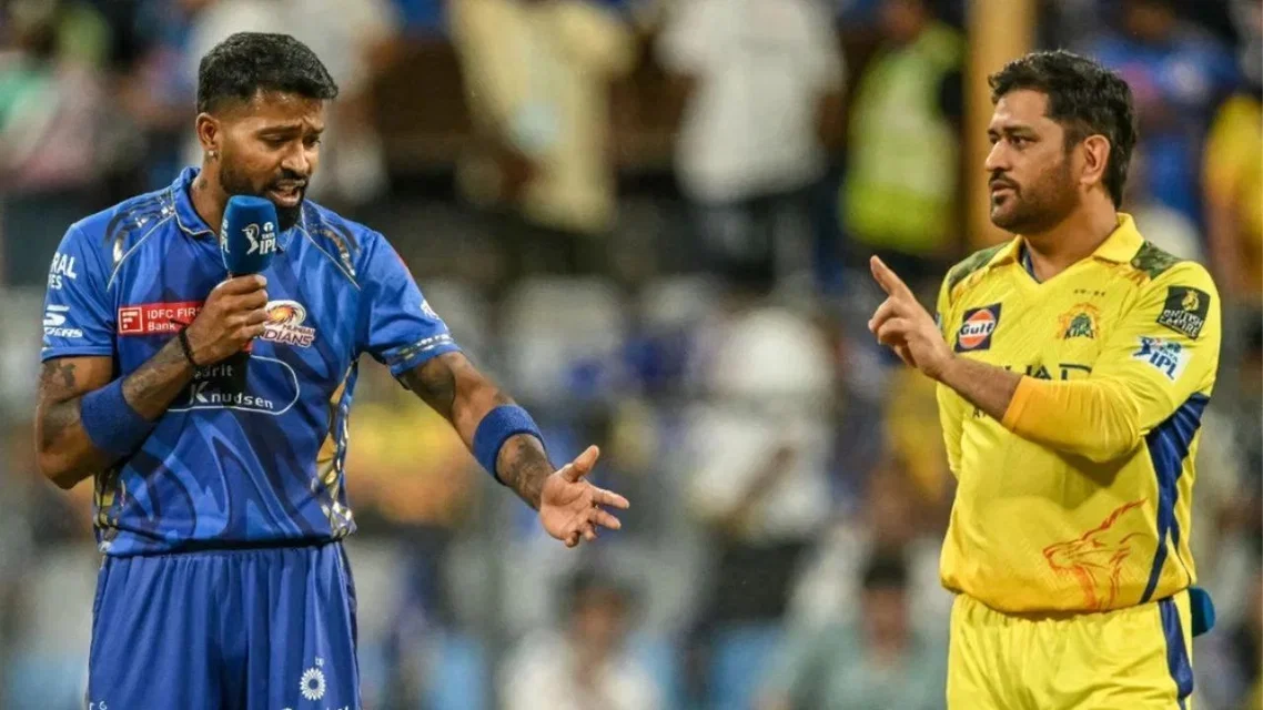 Hardik Pandya and MS Dhoni (Source: AFP)