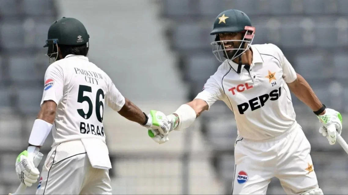 Injured Shan Masood has joined the Pakistan team for England series [Source: AFP]
