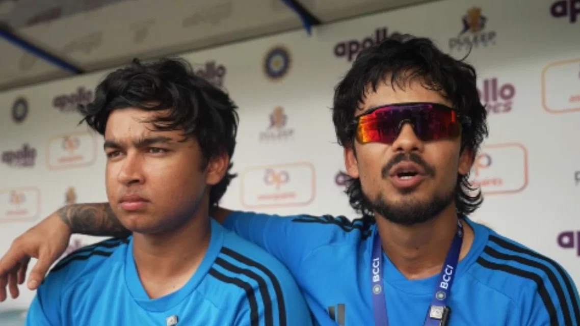Ishan Kishan-Vaibhav Sooryavanshi discusses DRS reviews [Source: X]